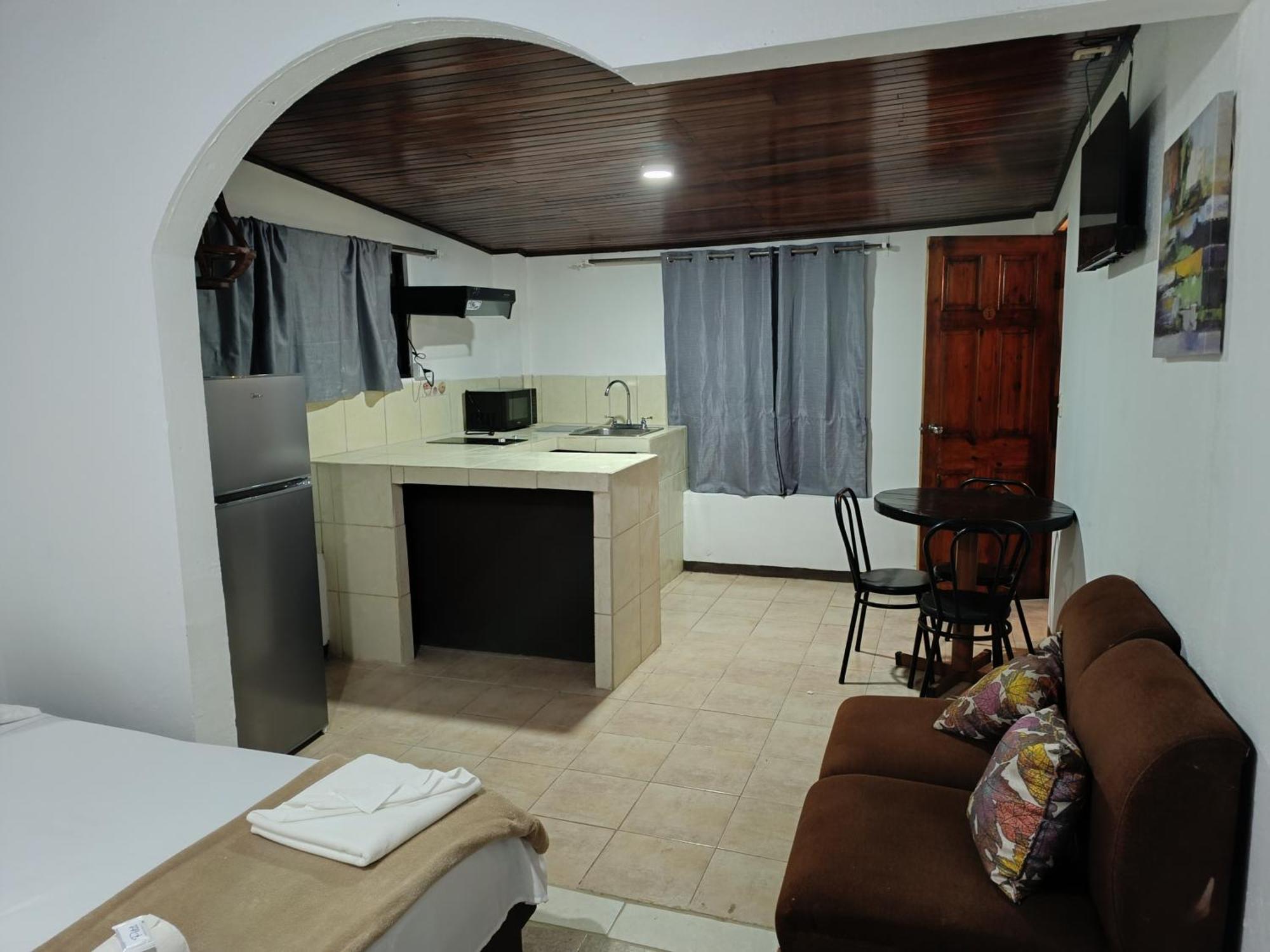 Aparthotel Villa Pacande & Rooms Pilas Cameră foto
